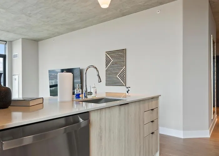 Sage Modern Near Union Park In West Loop Apartment *